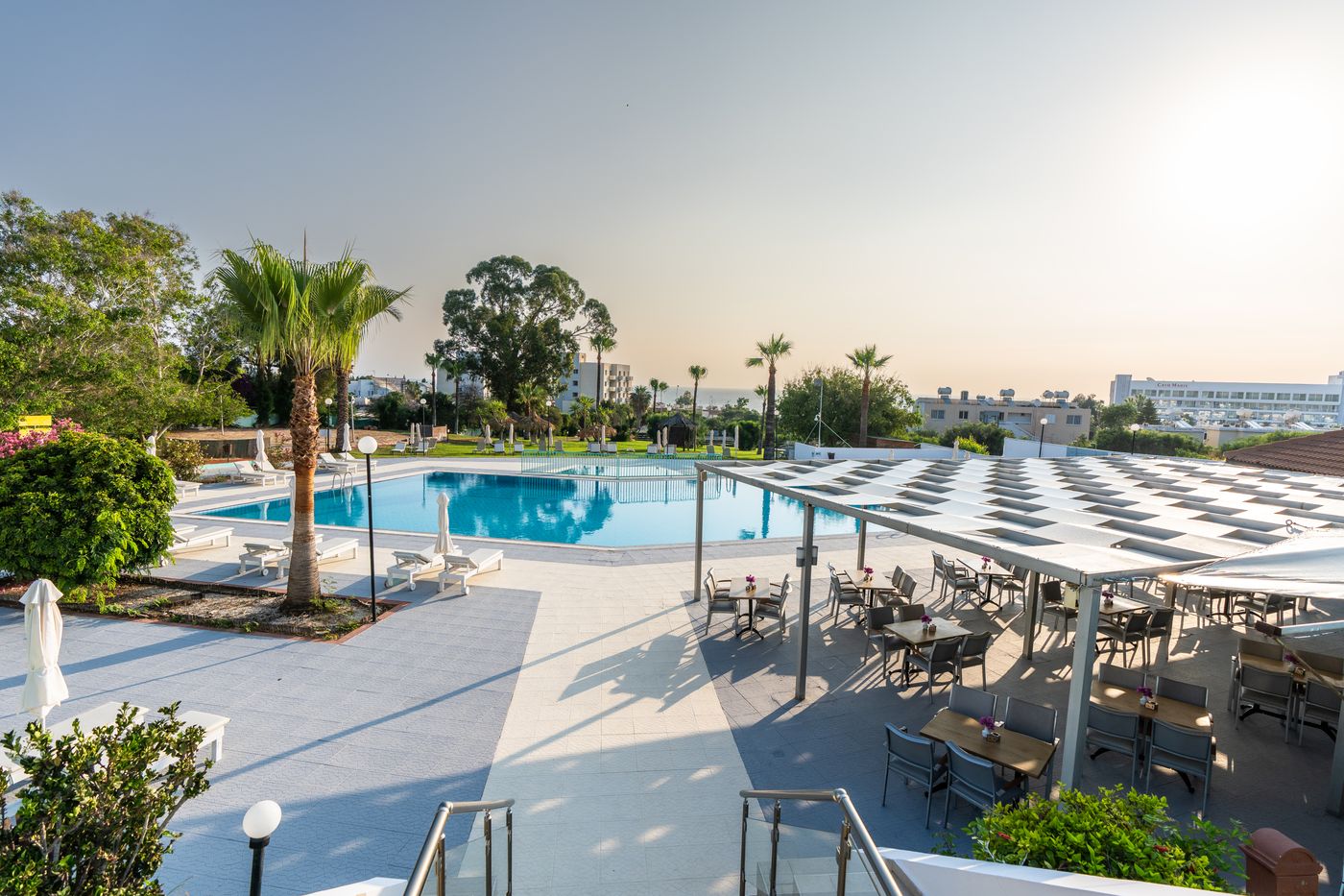 Adelais-Bay-General-view-4