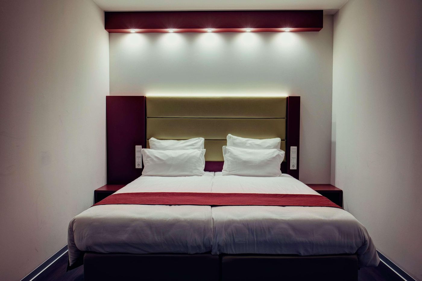 Amedia-Amsterdam-Airport-Trademark-by-Wyndham-Room-38