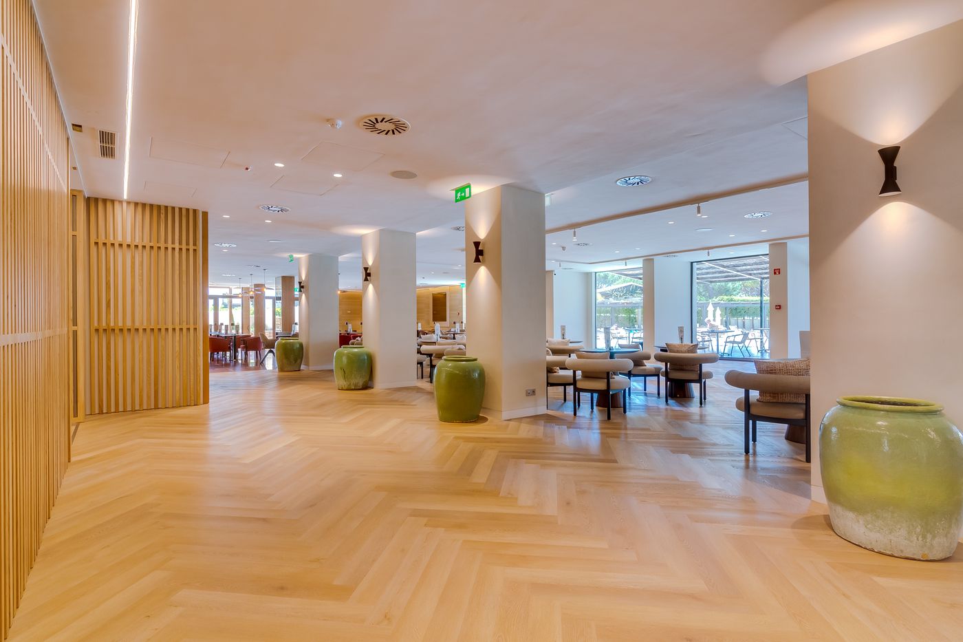 Falesia-Hotel---Adults-Only-Bar-35