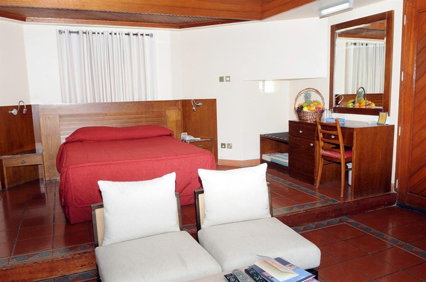 Al Bander Hotel & Resort-Bahrain-RIFFA-Room-7