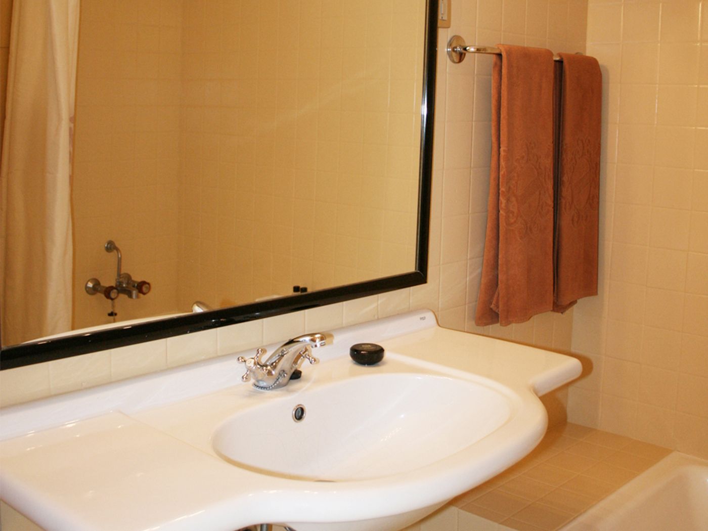 Dom-Pedro-Garajau-Room-43