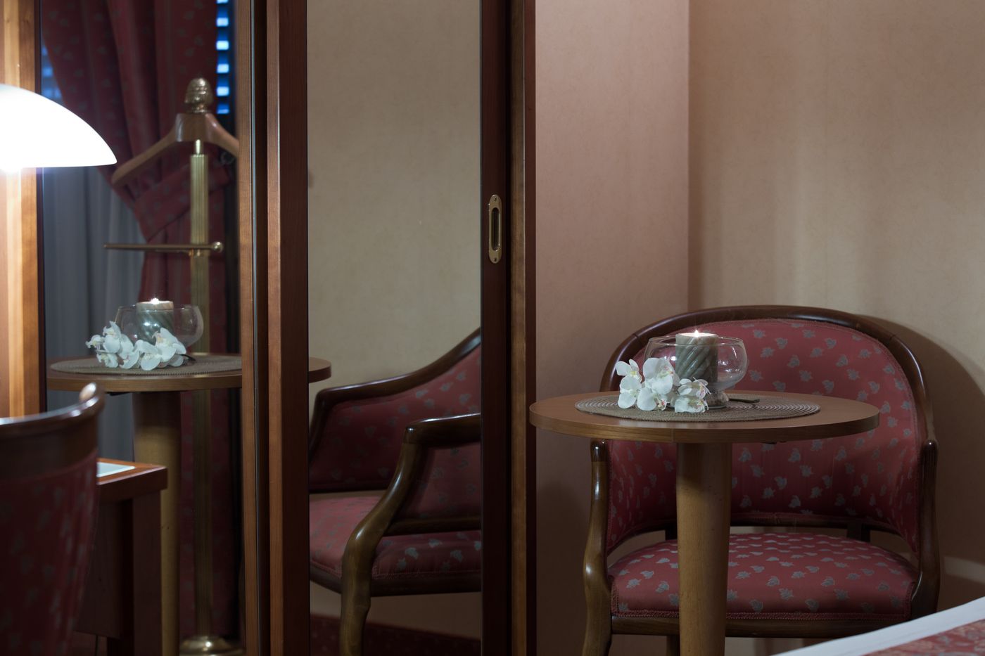 Massimo-Plaza-Room-16