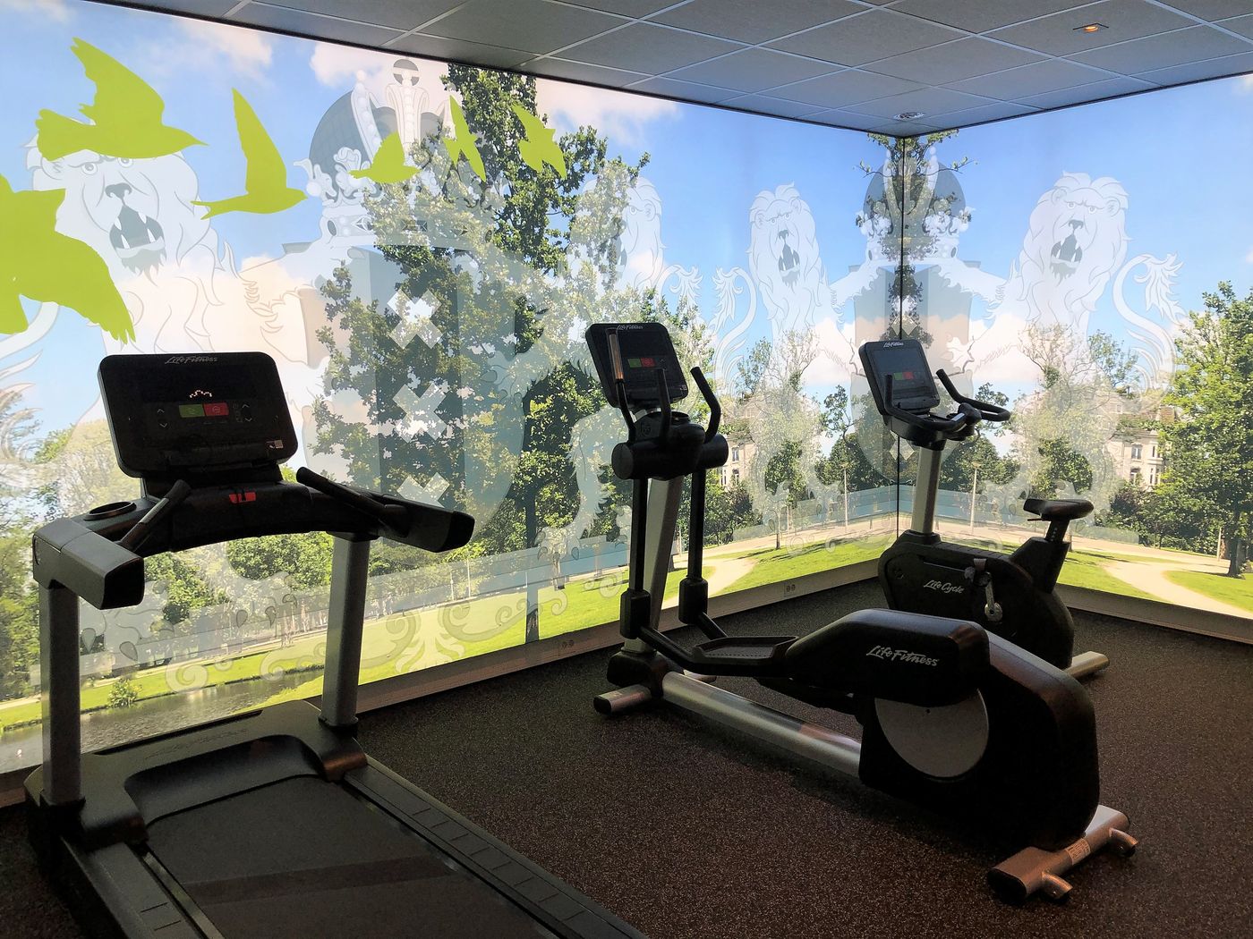 Inntel-Hotels-Amsterdam-Centre-Sports-and-Entertainment-35