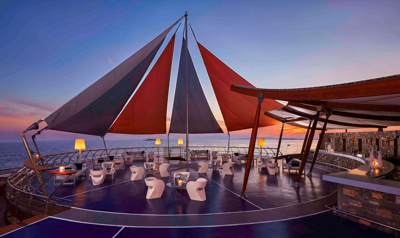 Grand-Resort-Lagonissi-Restaurant-44