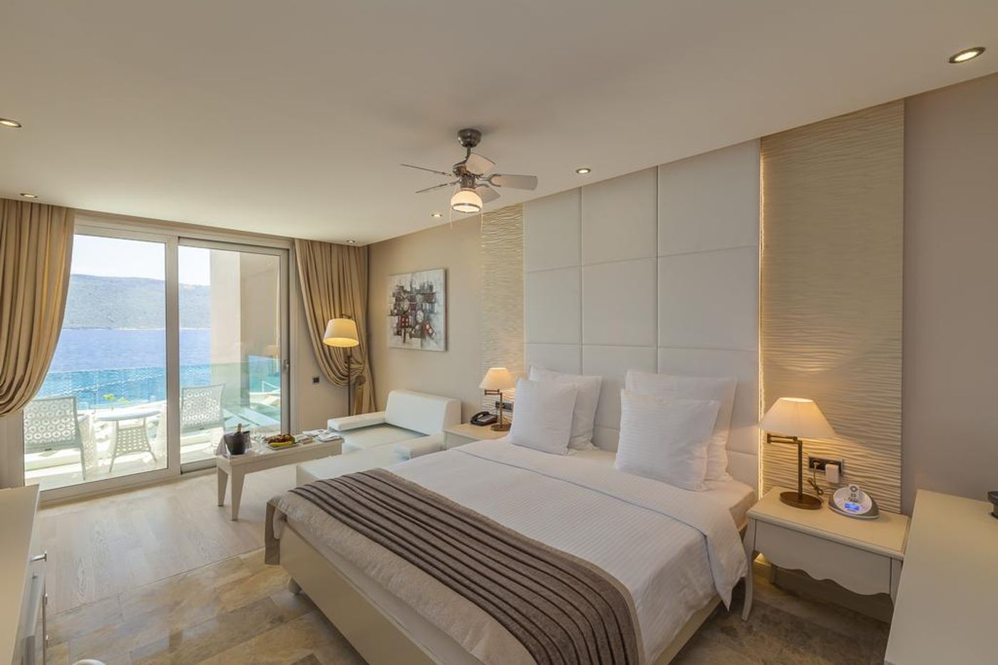 Sign by Ersan - Adults Only