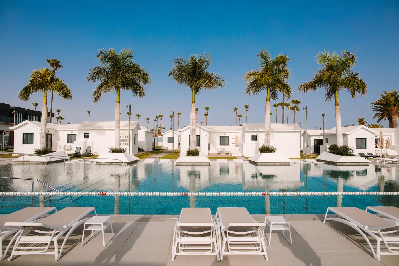 Club-Maspalomas-Suites---SPA---Adults-Only-Pool-20