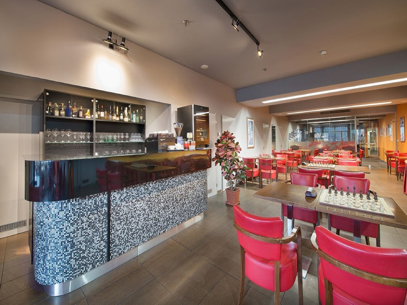 EA-Hotel-Julis-General-view-9