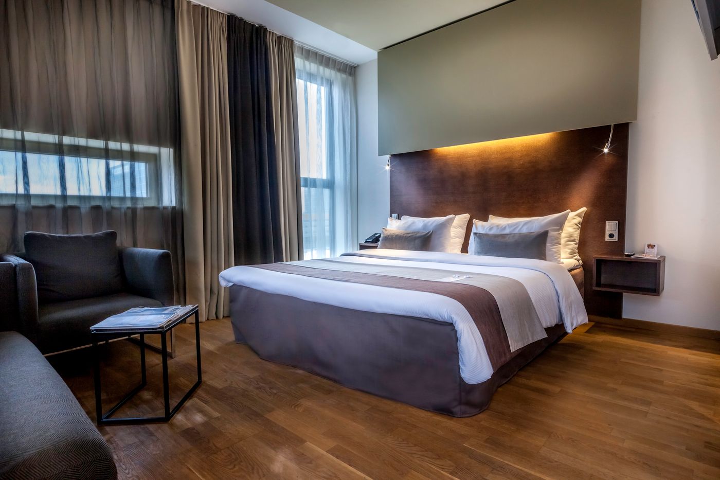 Dutch-Design-Hotel-Artemis-Room-30