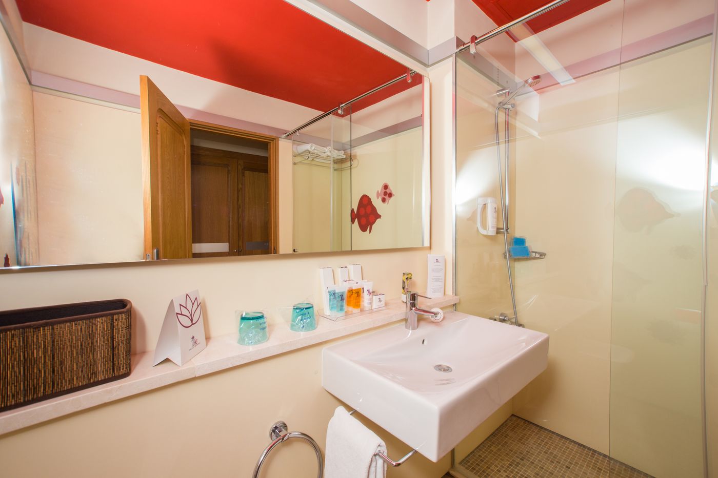 Hotel-LIVVO-Puerto-de-Mog--n-Room-18