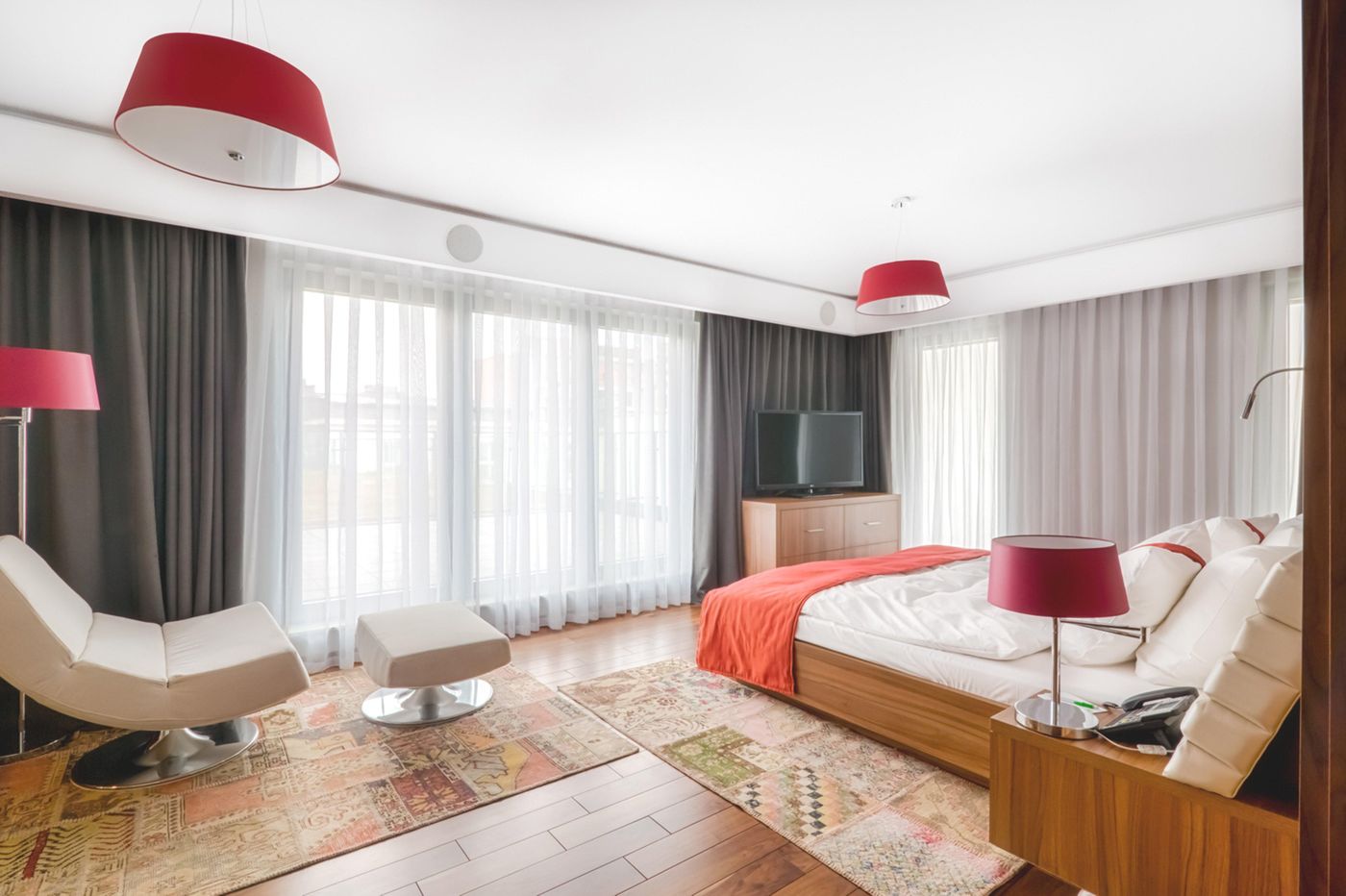 Holiday-Inn-Krakow-City-Centre-Room-27