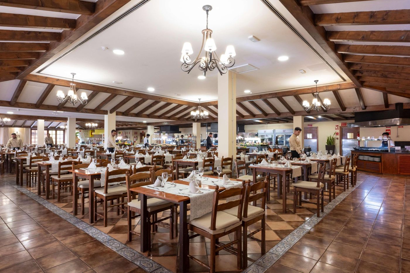 GF-Isabel-Restaurant-57