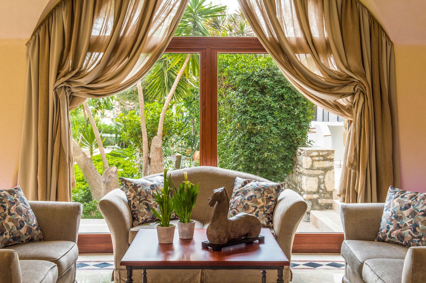 Mitsis-Ramira-Lobby-26