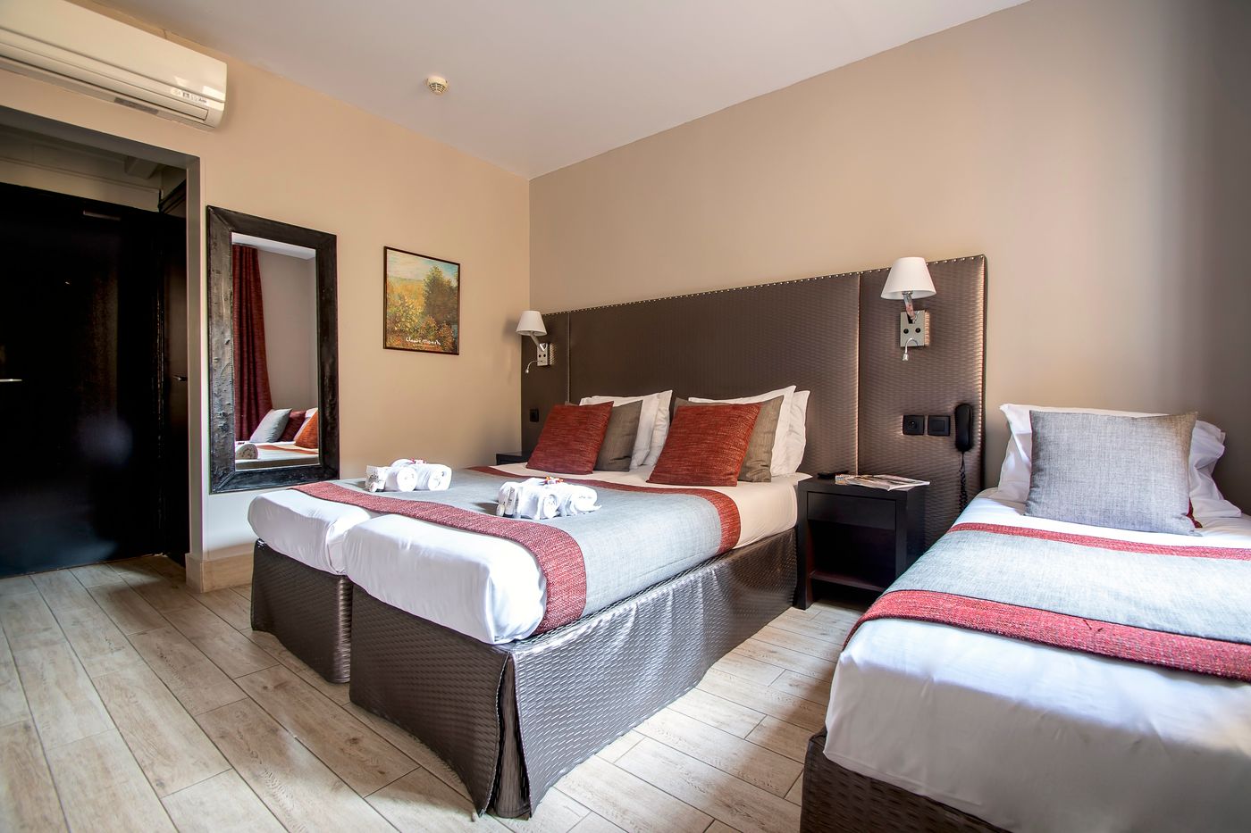 Migny-Opera-Montmartre-Room-5