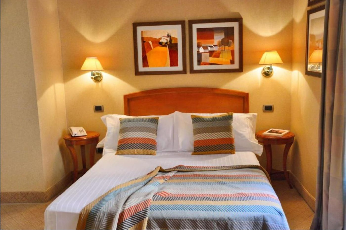 LH-Hotel-Lloyd-Rome-Room-28