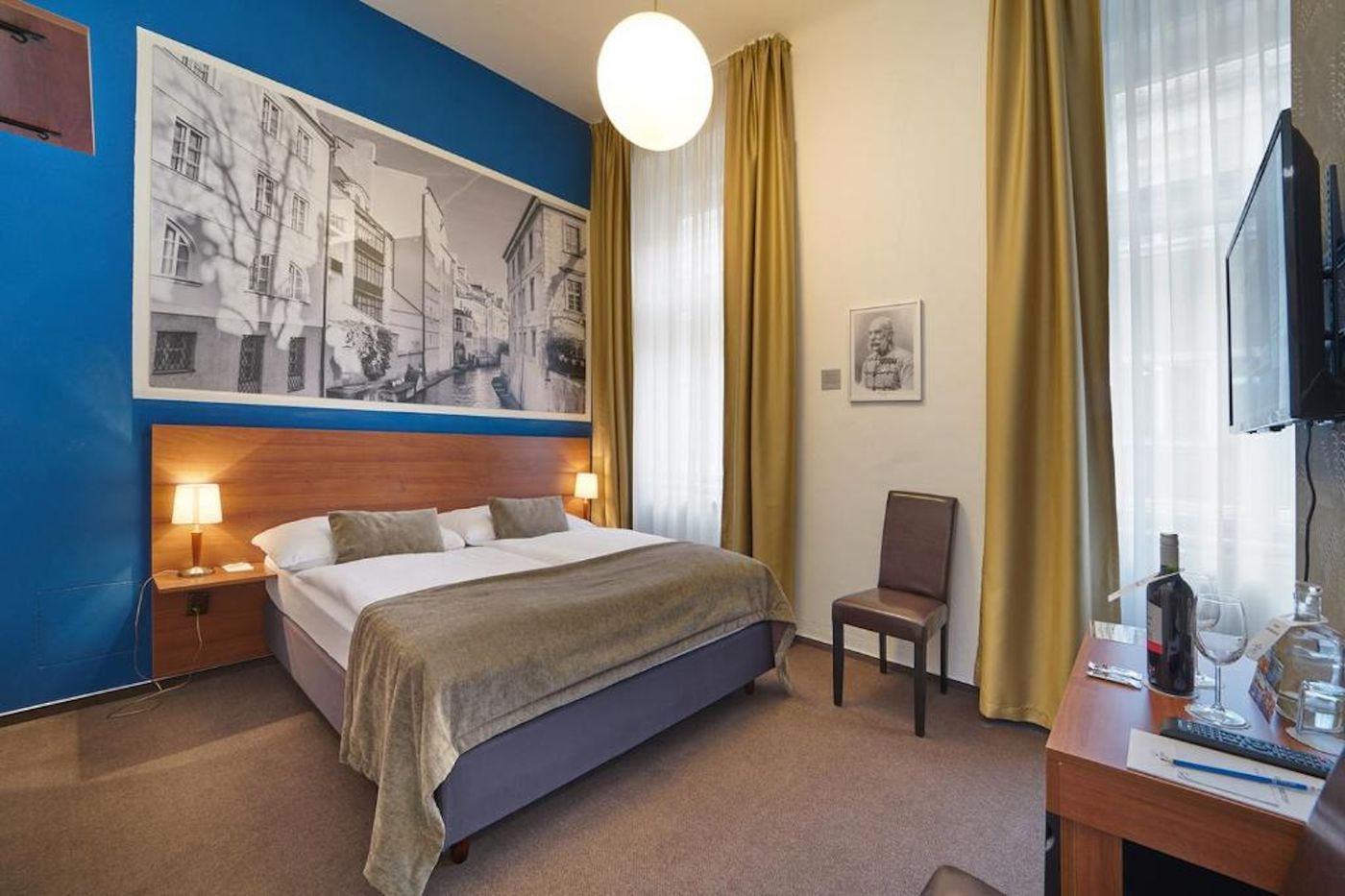 Metropolitan-Old-Town---Czech-Leading-Hotels-Room-4