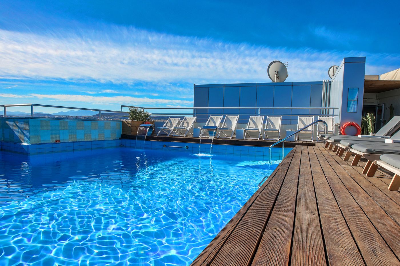 Capsis-Astoria-Heraklion-Pool-1