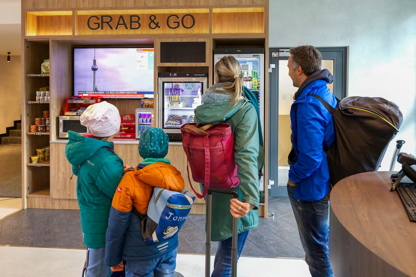 Novotel-Suites-Berlin-City-Potsdamer-Platz-Lobby-21