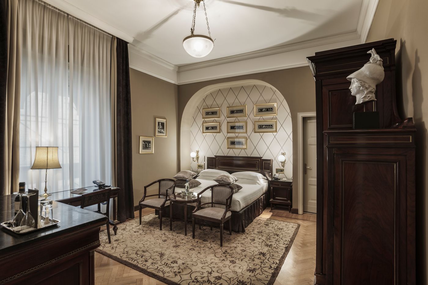 Grand-Hotel-et-de-Milan---The-Leading-Hotels-Room-7