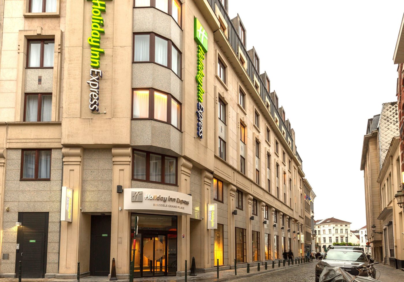 Holiday-Inn-Express-Brussels-Grand-Place-General-view-3