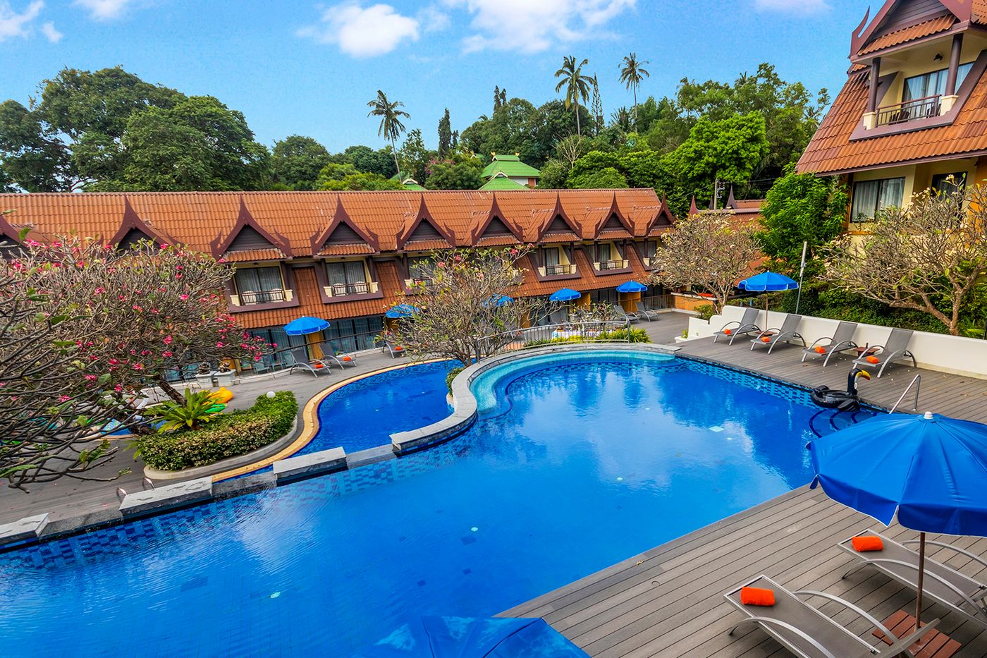 Diamond-Cottage-Resort-And-Spa-Pool-2