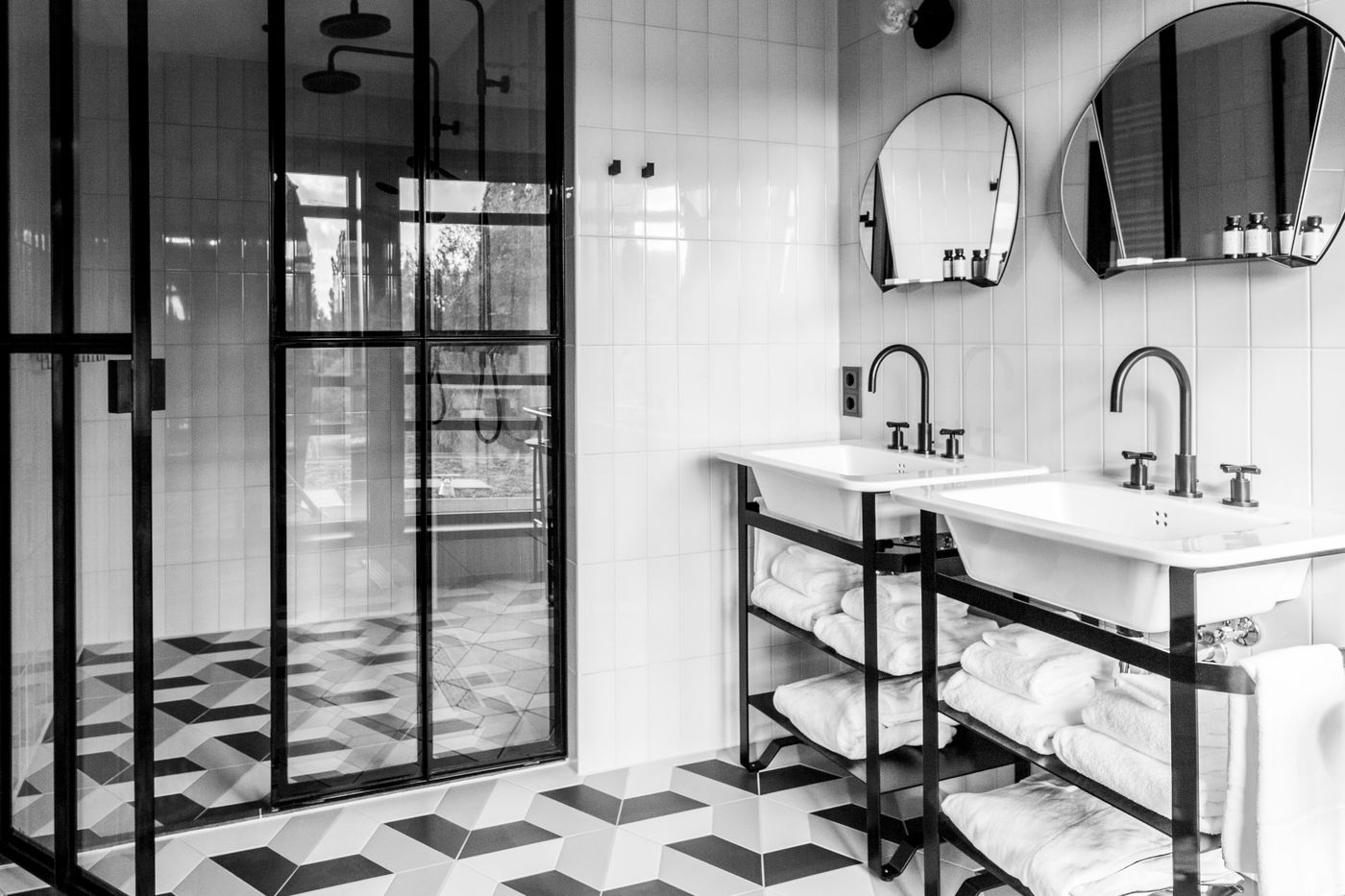 Hotel-V-Fizeaustraat-Room-44