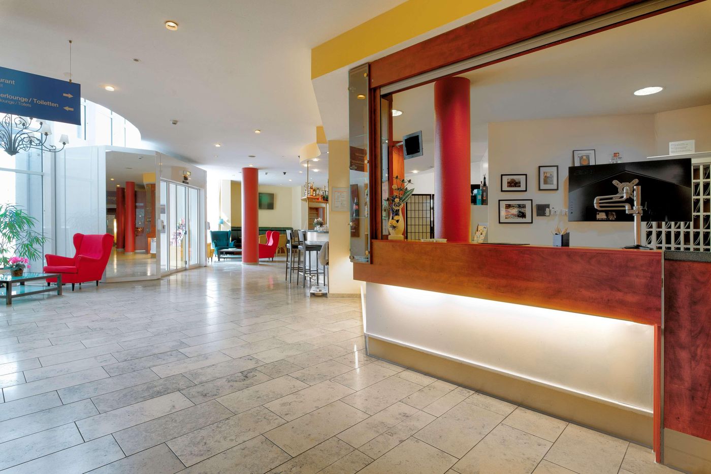 Hotel-am-Schloss-Koepenick-Berlin-by-Golden-Tulip-Lobby-15