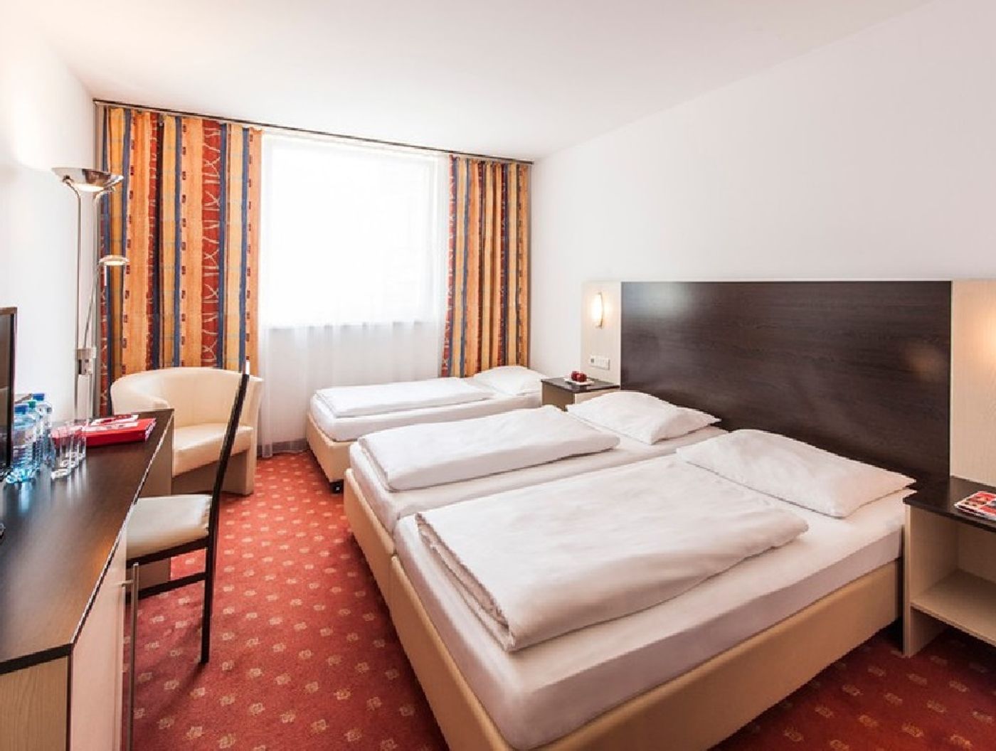 Azimut Hotel Wien - Austria - Vienna - Room - 0