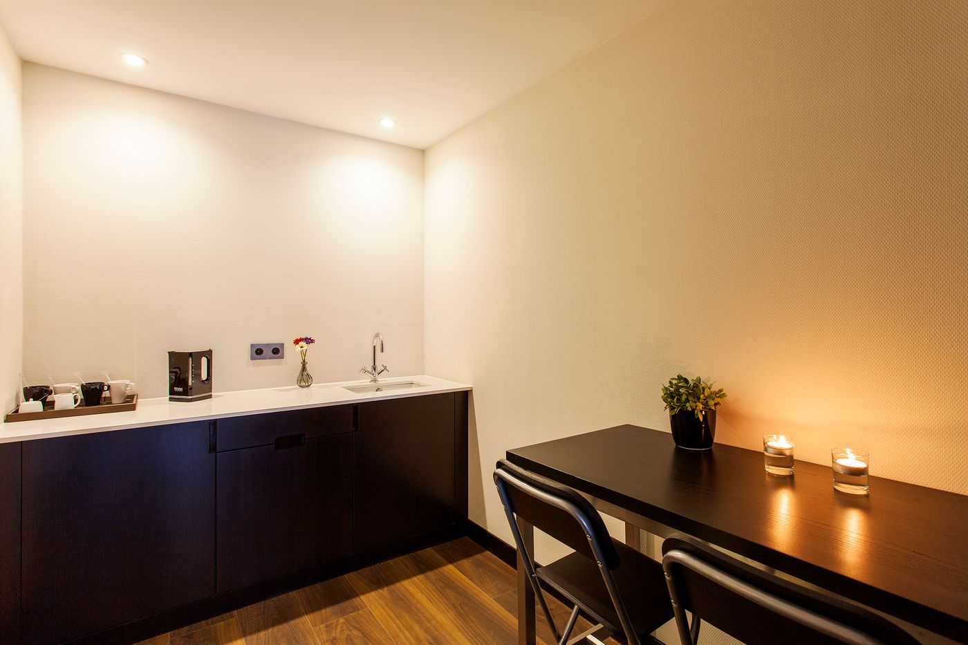 Quentin-Boutique-Hotel-Room-22