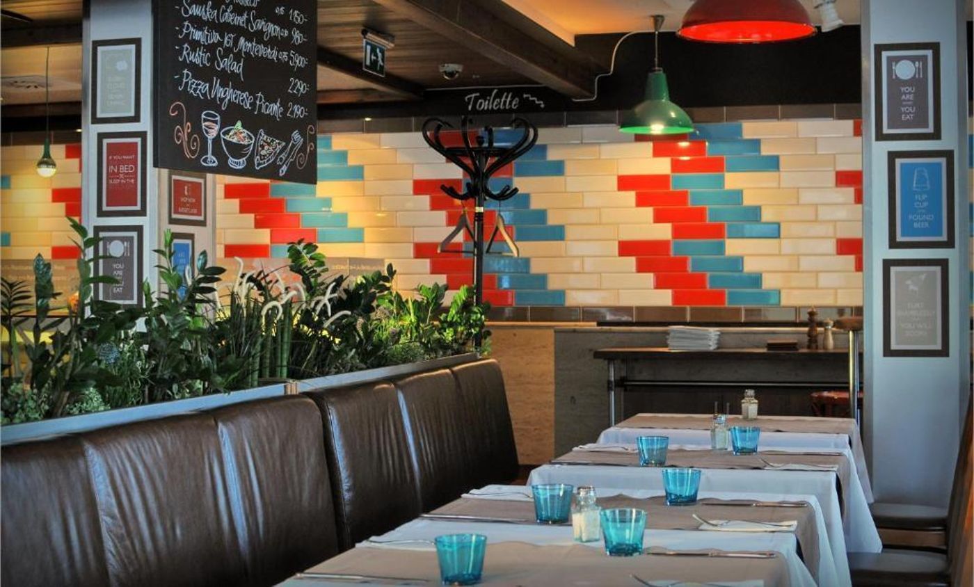 Hotel-Castle-Garden-Restaurant-21