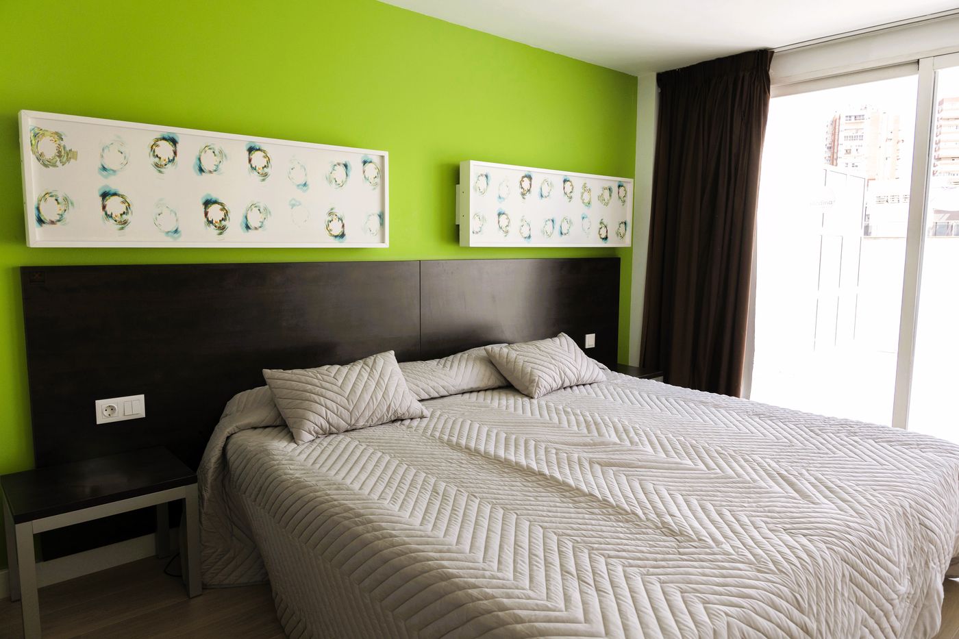 Sol-y-Sombra-Room-20