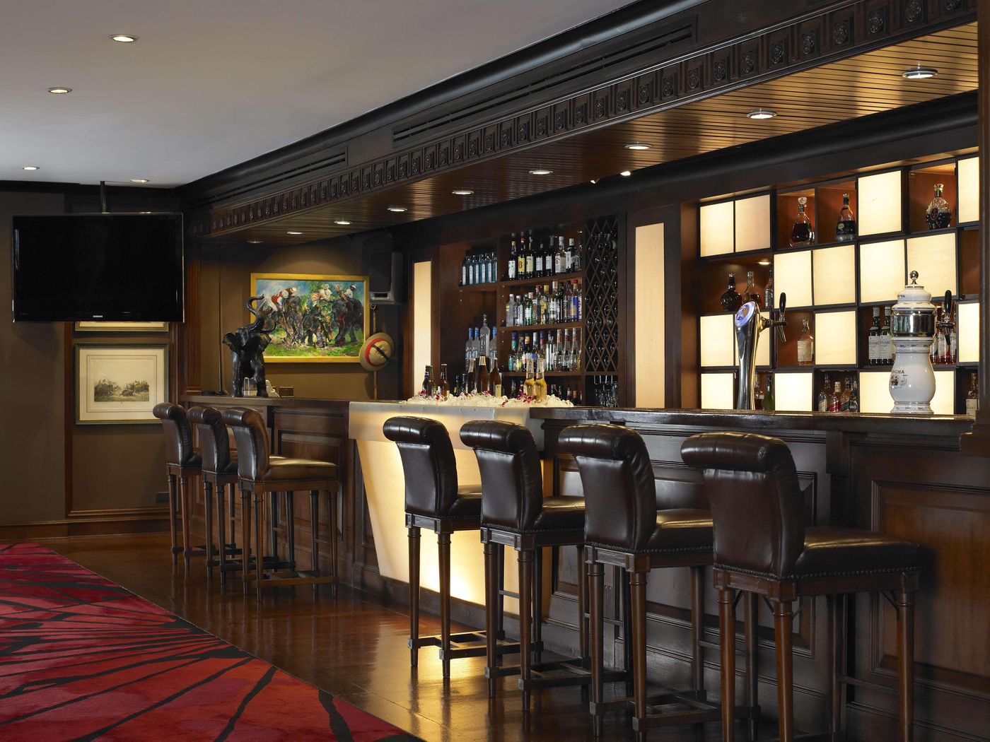 Anantara-Riverside-Bangkok-Restaurant-13