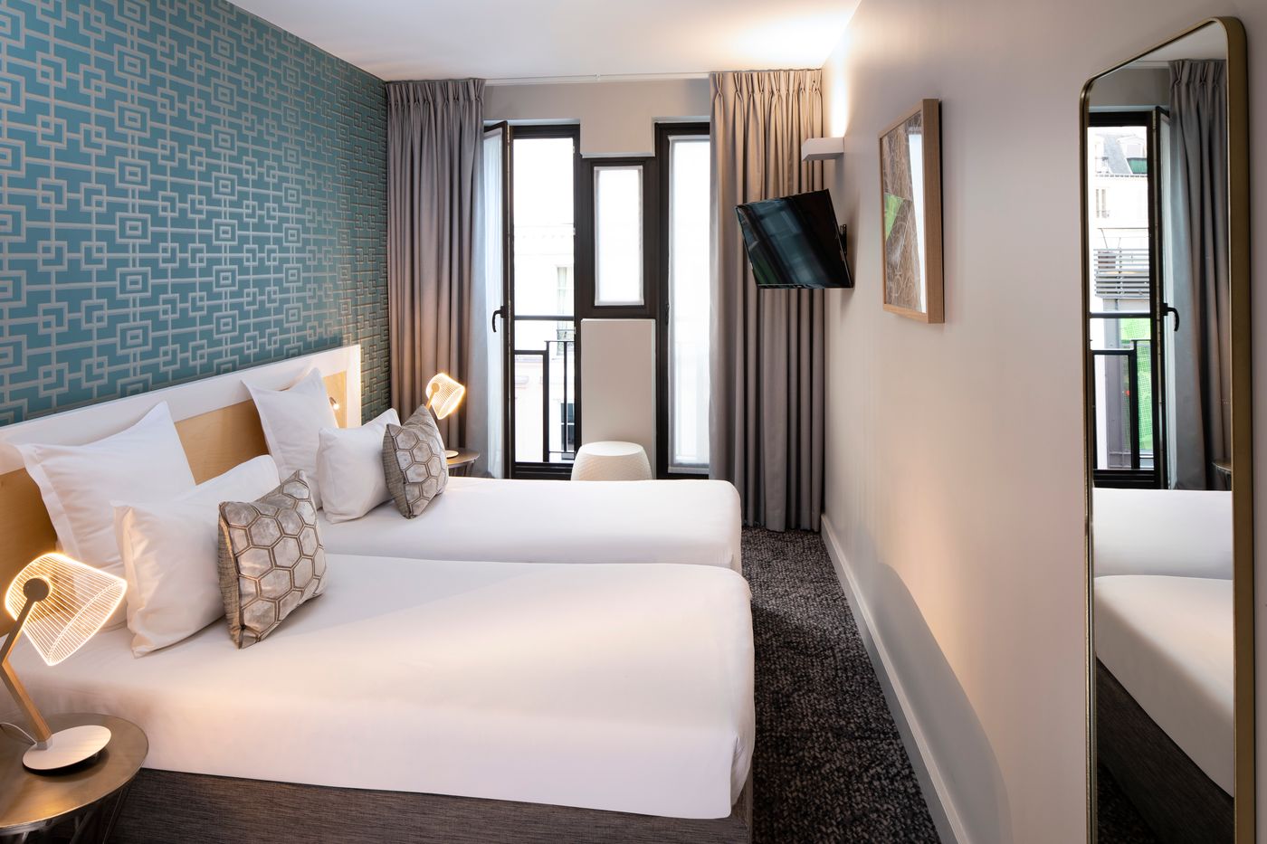 Paris-Bastille-Room-23