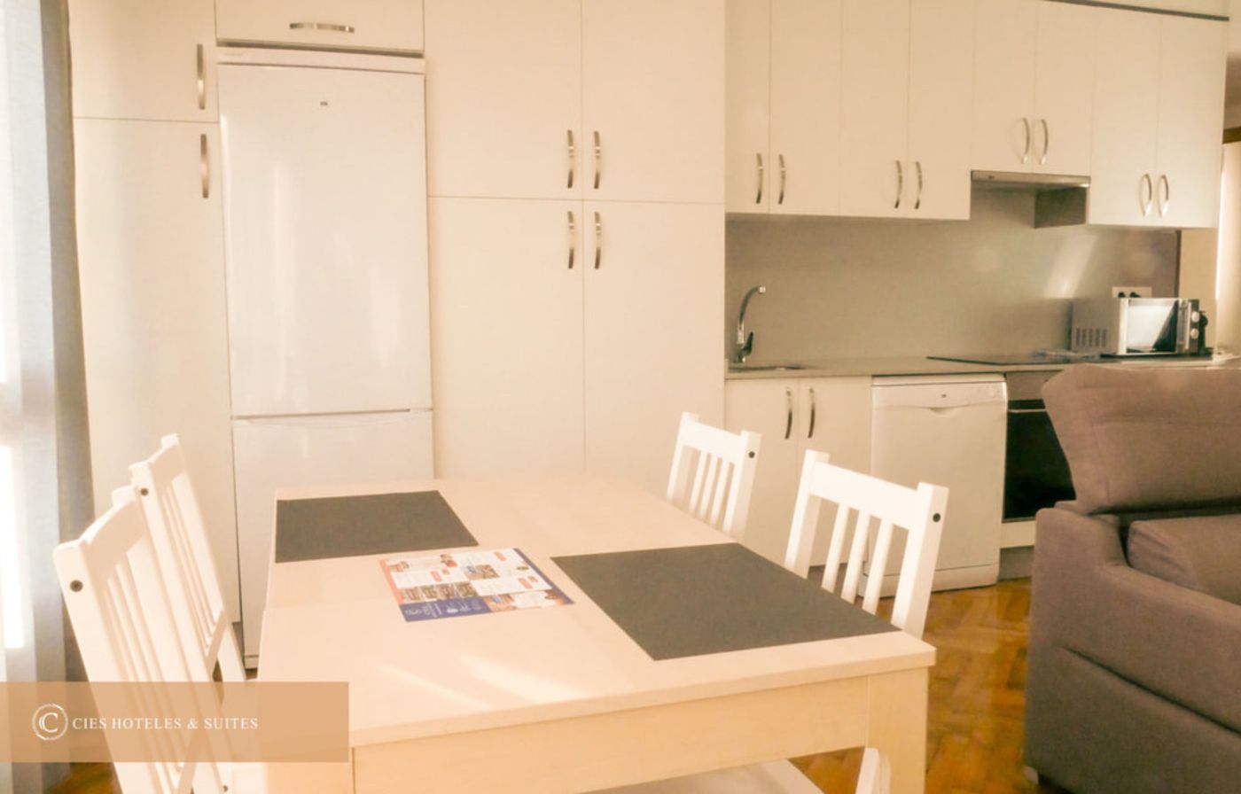 Cíes Suitel García Barbón 73-Spain-Vigo-Room-7