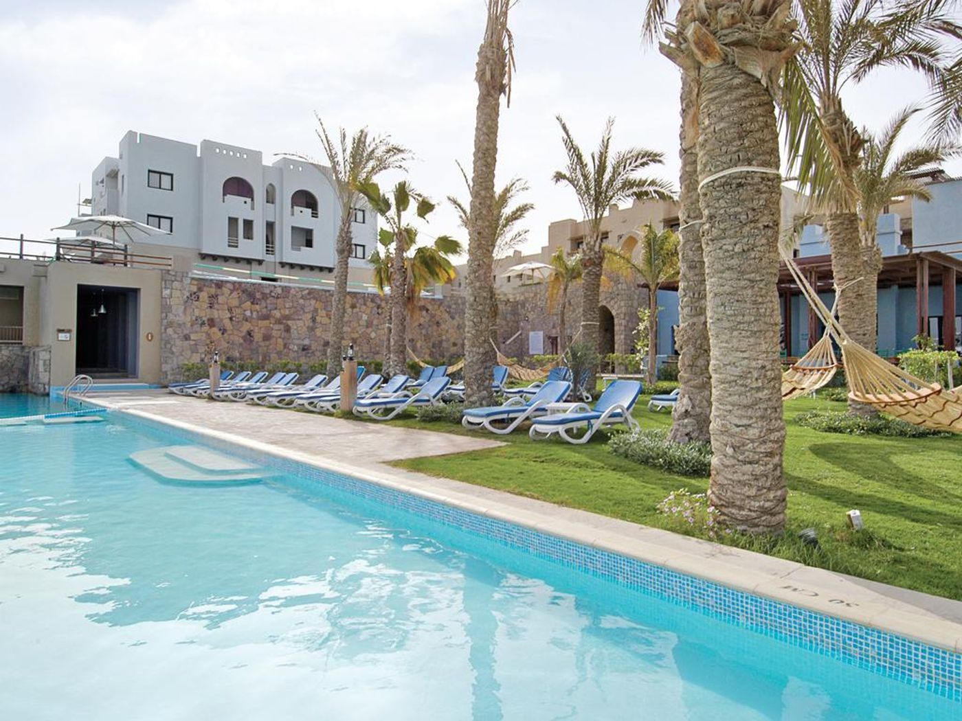 Marina-Lodge-at-Port-Ghalib-Pool-2