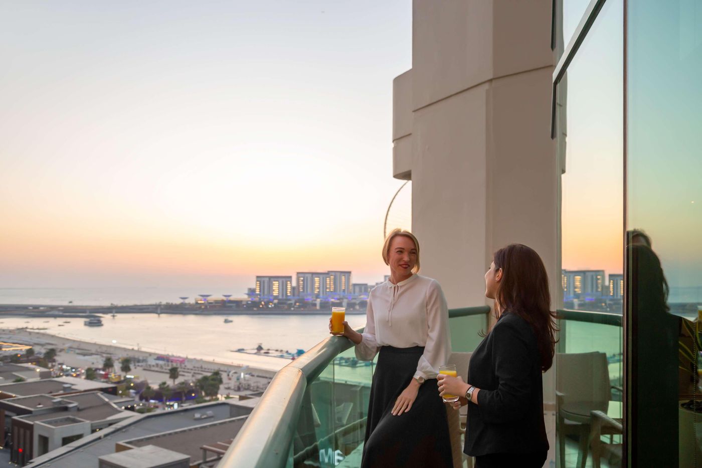 Hilton-Dubai-Jumeirah-Room-17