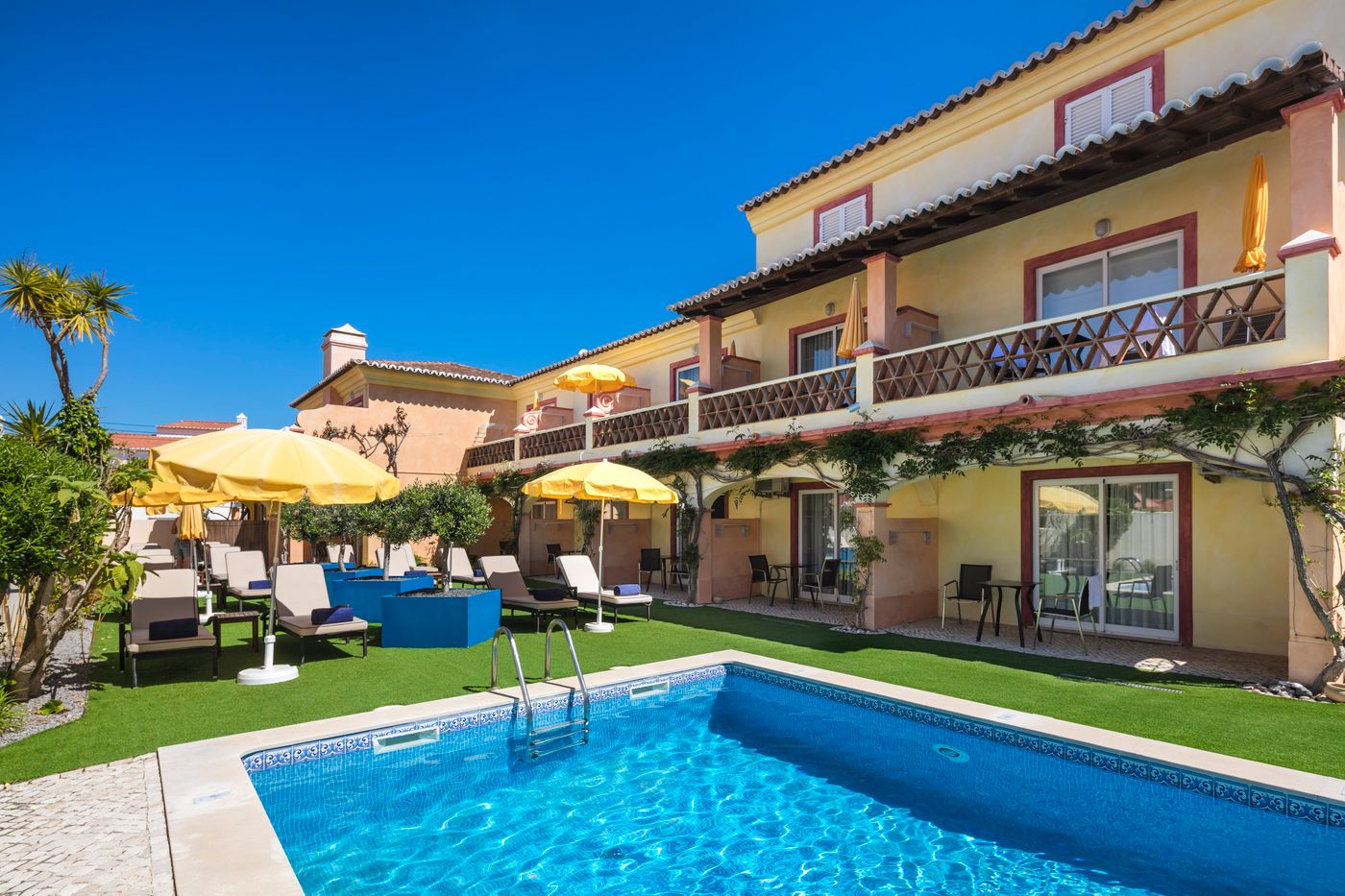 Costa-d-Oiro-Ambiance-Village-General-view-1