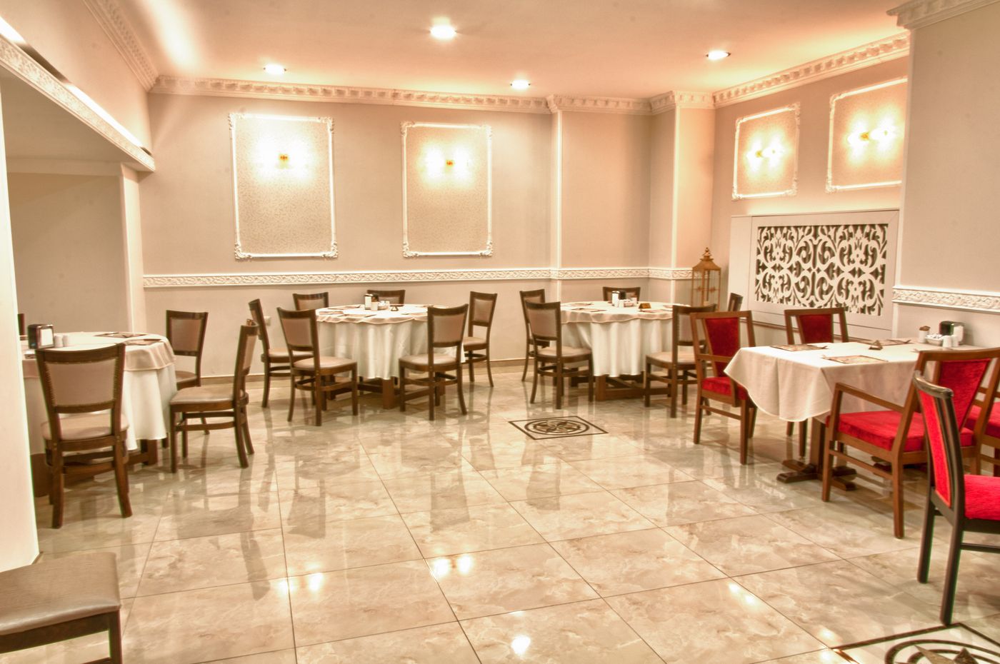 Santa-Pera-Restaurant-10