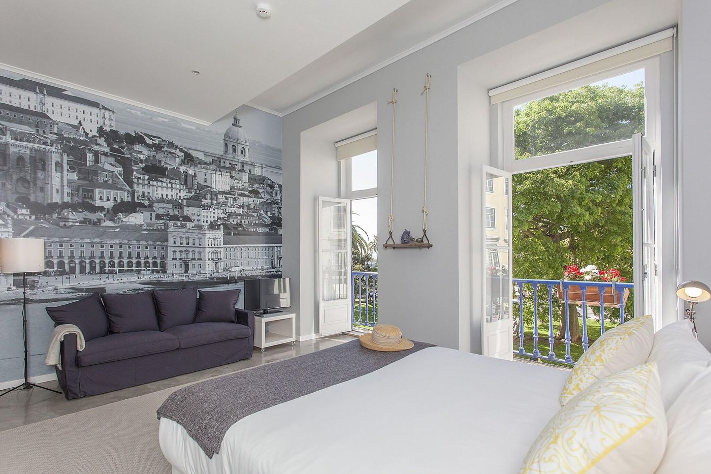 Emporium-Lisbon-Suites-Room-38