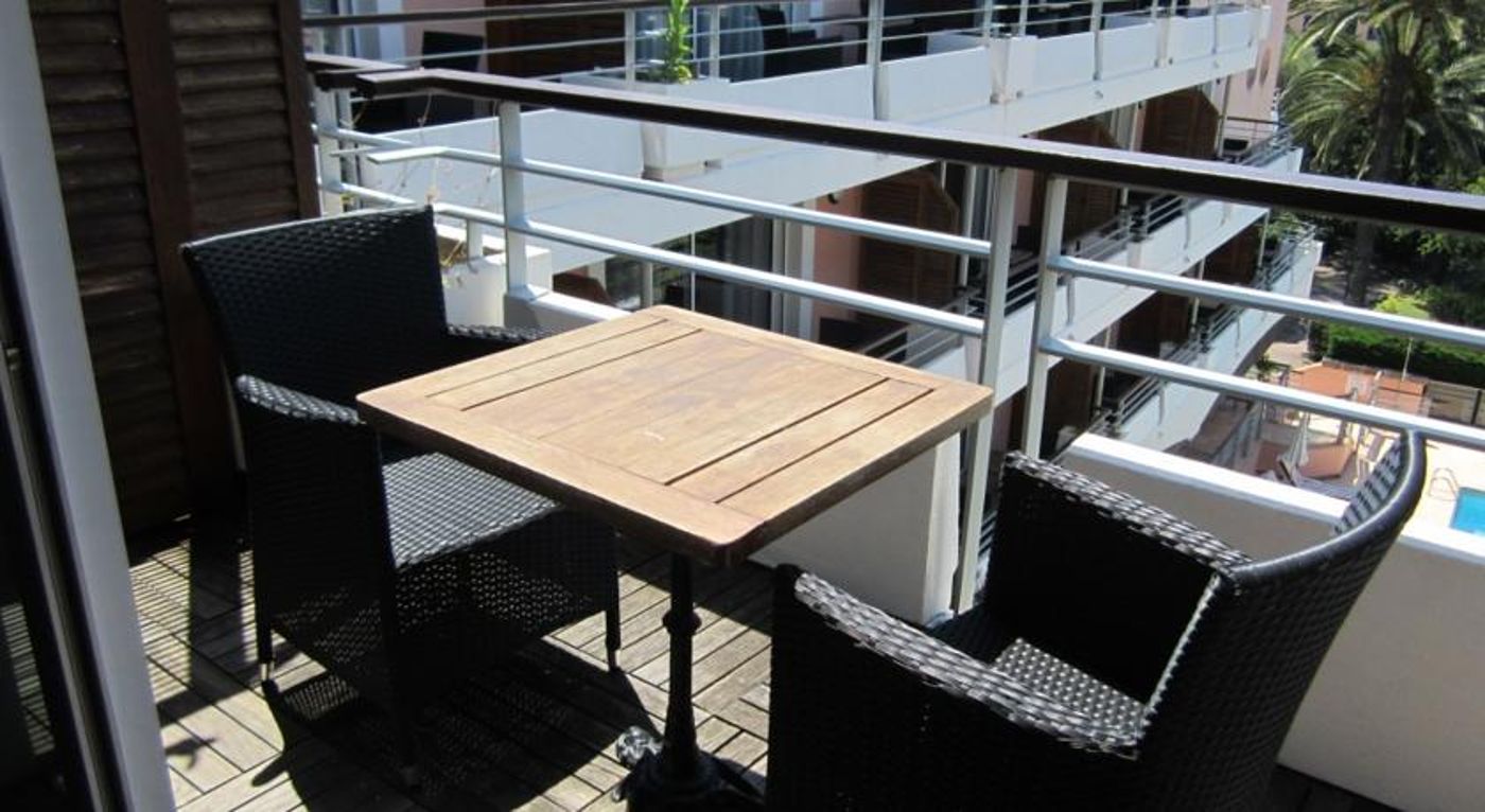 Park and Suites Elegance le Cannet