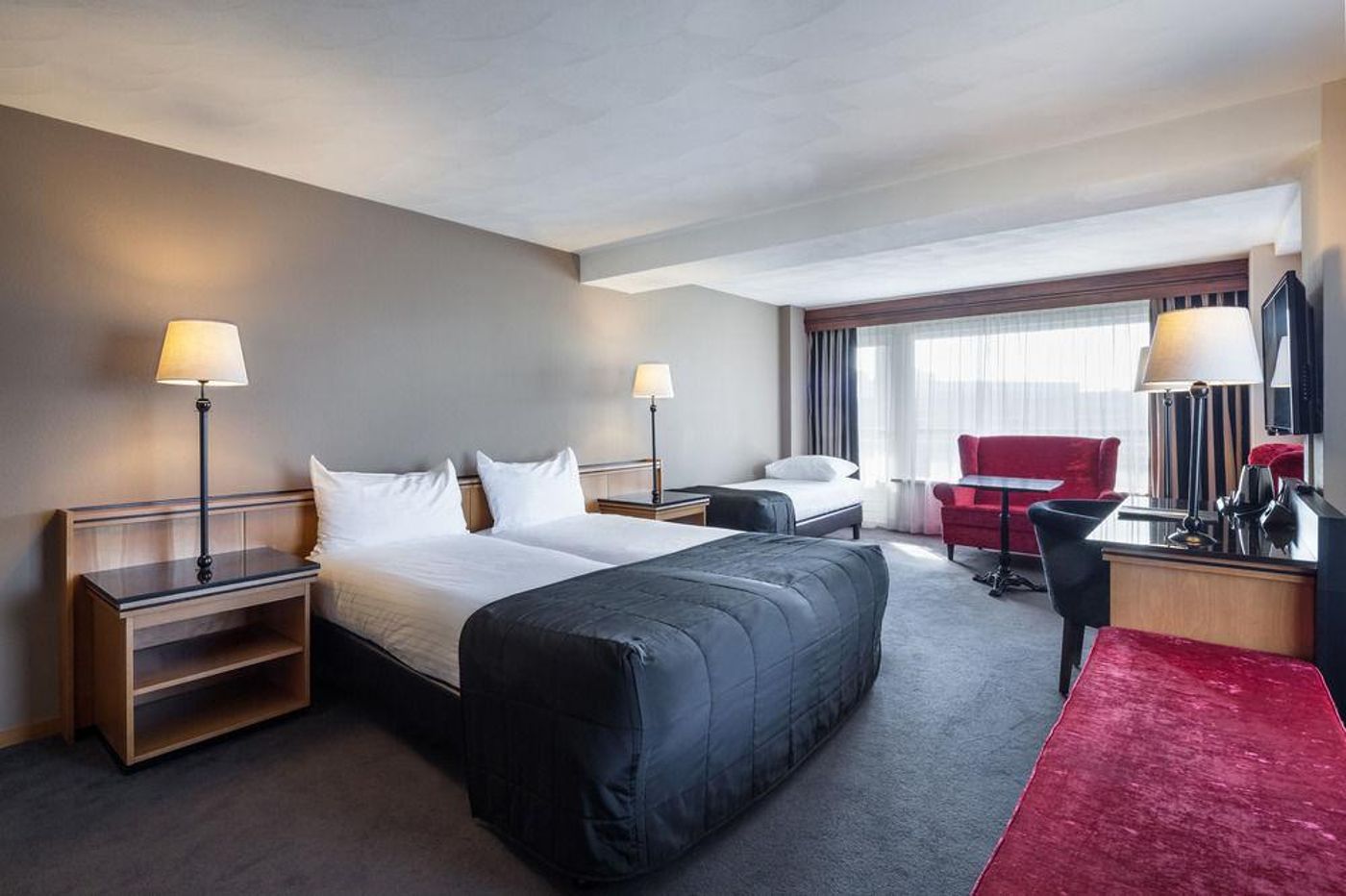 Hotel-Van-der-Valk-Haarlem-General-view-35