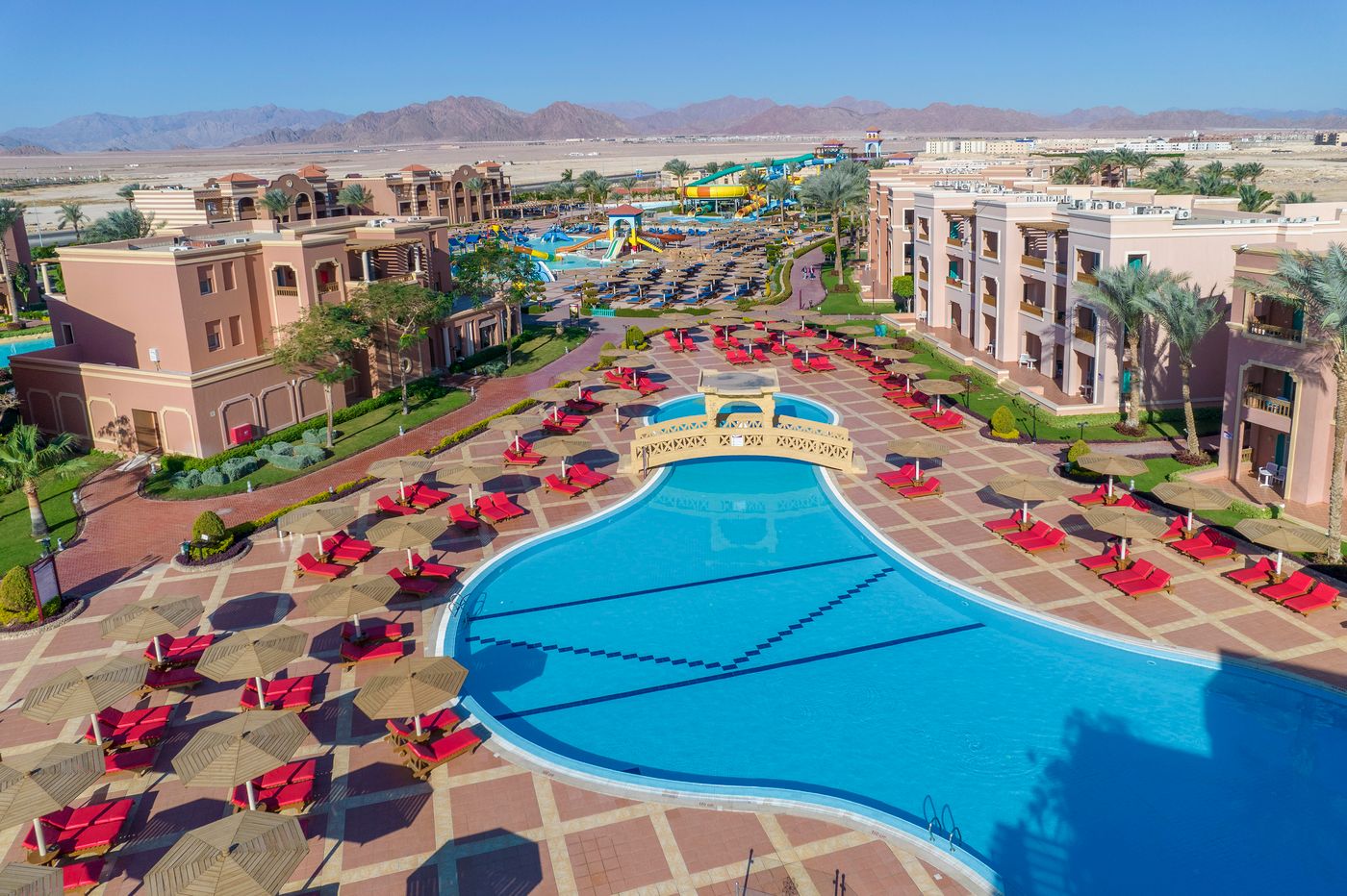 Charmillion Club Aqua Park