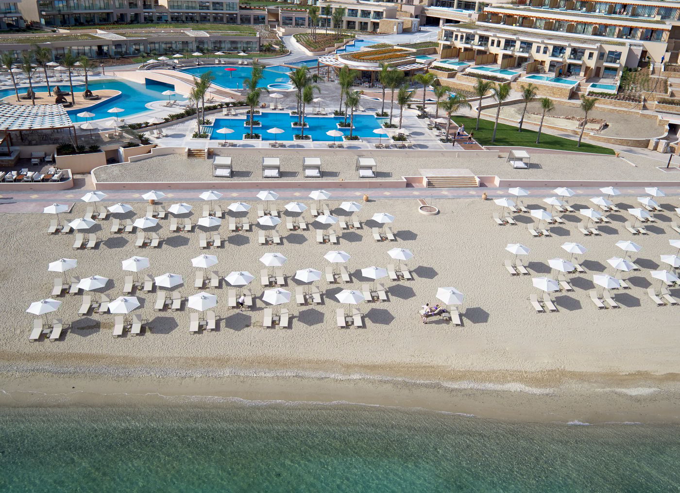 Miraggio-Thermal-Spa-Resort-Beach-12