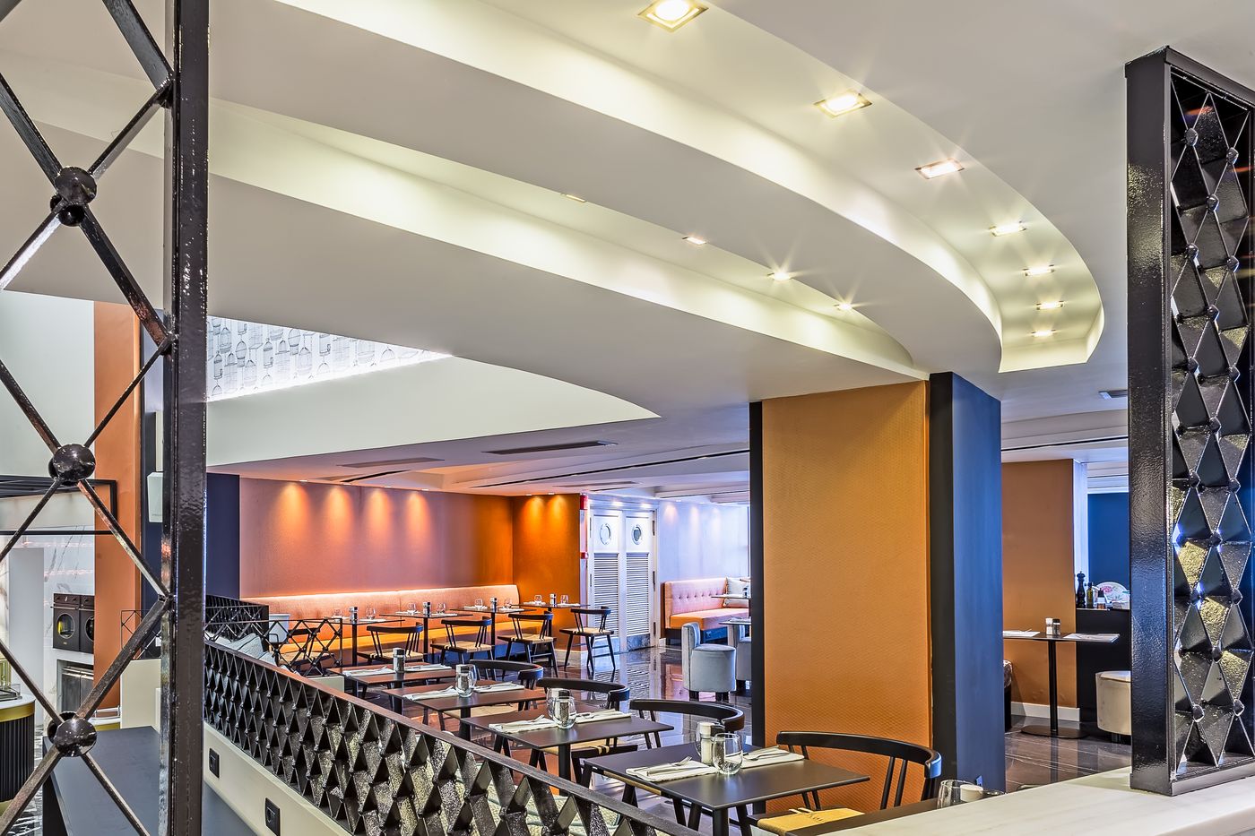 Airotel-Stratos-Vassilikos-Restaurant-20