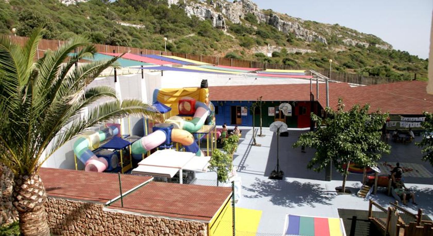 Royal Son Bou Family Club