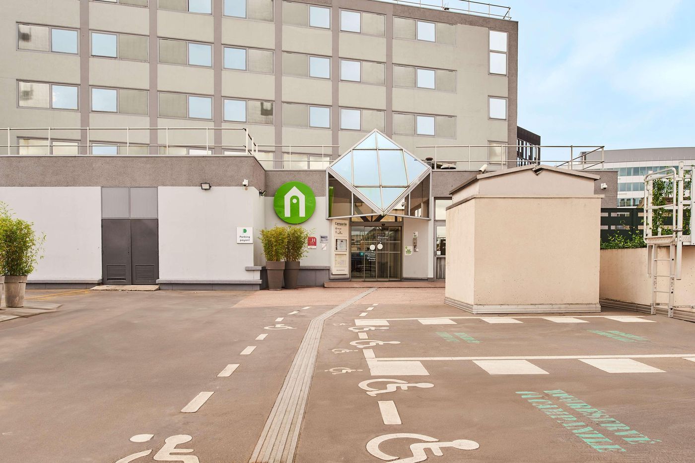 Campanile-Paris-Sud---Porte-d-Orleans---Arcueil-General-view-3