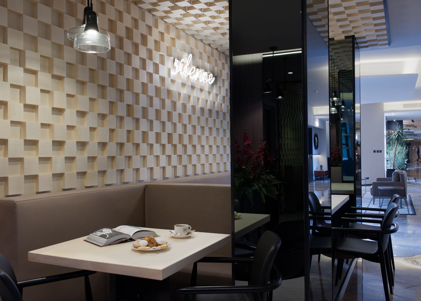 Lombardia-Milano-Lobby-24