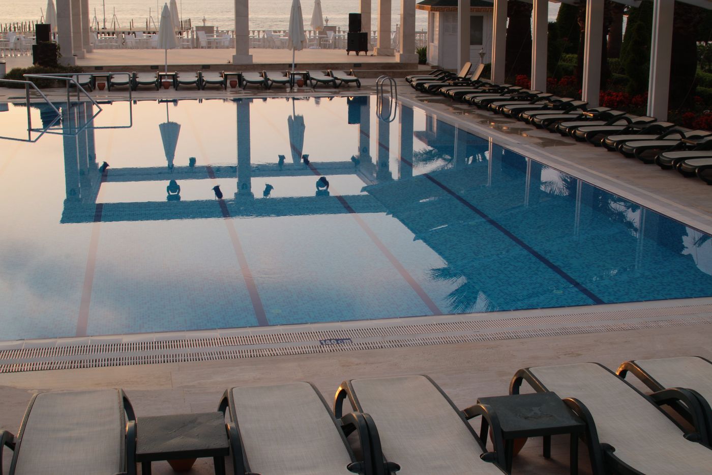 Onkel-Resort-Pool-19