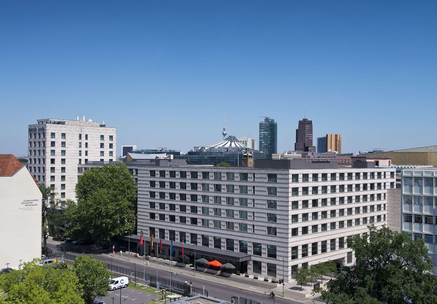 JW-Marriott-Hotel-Berlin-General-view-2