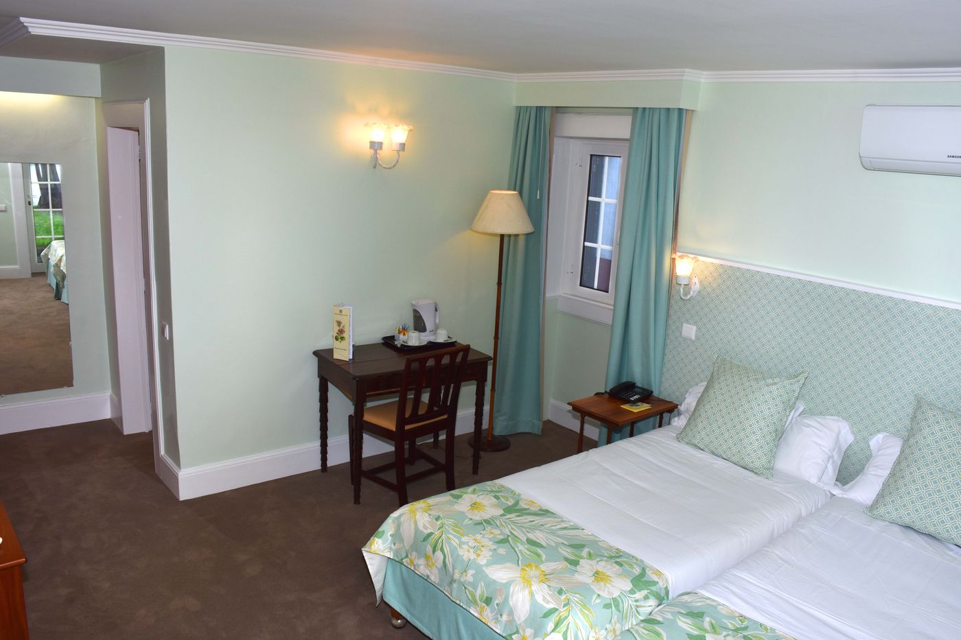 Quinta-Penha-de-Franca-Room-37