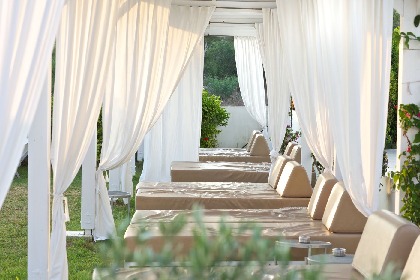 Napa-Mermaid-Hotel-Terrace-23